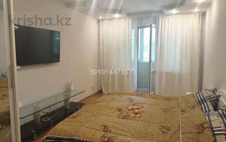 2-комнатная квартира · 42 м² · 3/4 этаж, мкр №8 за 260 000 ₸ в Алматы, Ауэзовский р-н — фото 4