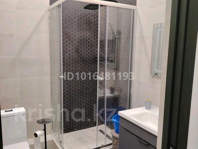 2-комнатная квартира · 50 м² · 5/9 этаж, мкр Нурсая, Абулхайр-хана 63 за 250 000 ₸ в Атырау