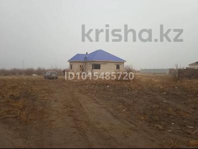 Отдельный дом · 4 комнаты · 115 м² · 10 сот., Еңбекші ауылы жеңіс за 5 млн ₸ в Курмангазы (Ганюшкино)