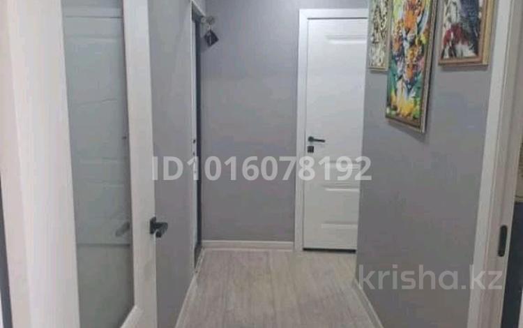 3-бөлмелі пәтер · 58 м² · 5/5 қабат, 3 мкр 25/20 59 кв — 3 микр район, бағасы: 7.5 млн ₸ в Жанатасе — фото 15