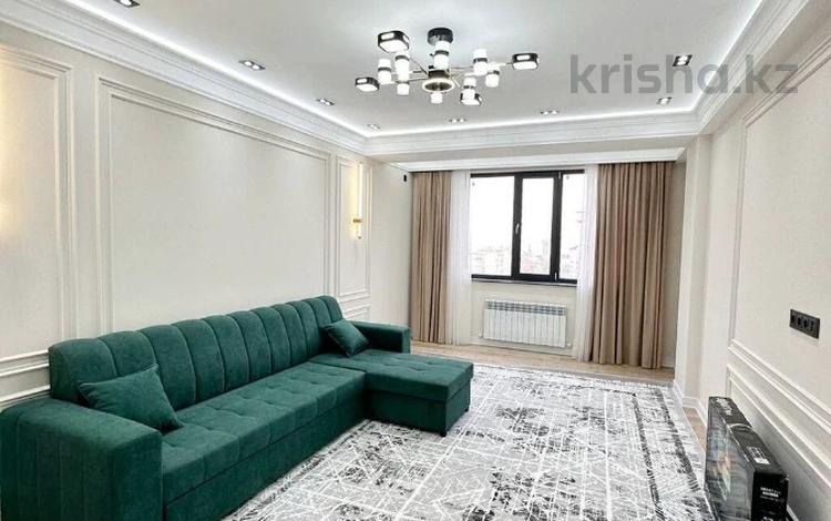 2-комнатная квартира, 65 м², 7/9 этаж помесячно, А.Шарипова 100 — Жамбыла