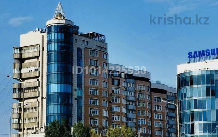 2-бөлмелі пәтер · 113 м² · 10/12 қабат, Самал-2 ш/а. 58, бағасы: ~ 93 млн ₸ в Алматы, Медеуский р-н — фото 2