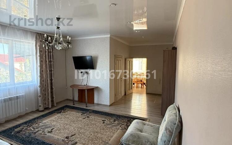 2-комнатная квартира · 58 м² · 2/3 этаж, мкр Кадыра Мырза-Али, Черненко 6/1 — Московская за 180 000 ₸ в Уральске — фото 2