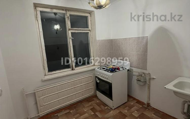 1-комнатная квартира · 32 м² · 5/5 этаж, мкр Самал 14 за 65 000 ₸ в Таразе — фото 2