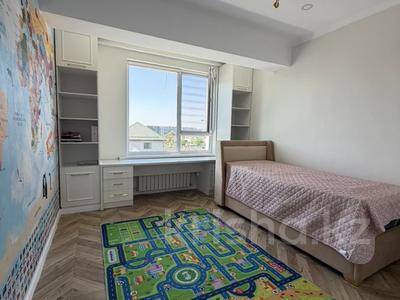 3-бөлмелі пәтер · 88 м² · 3/6 қабат, Райымбек батыра 169, бағасы: 60 млн ₸ в 