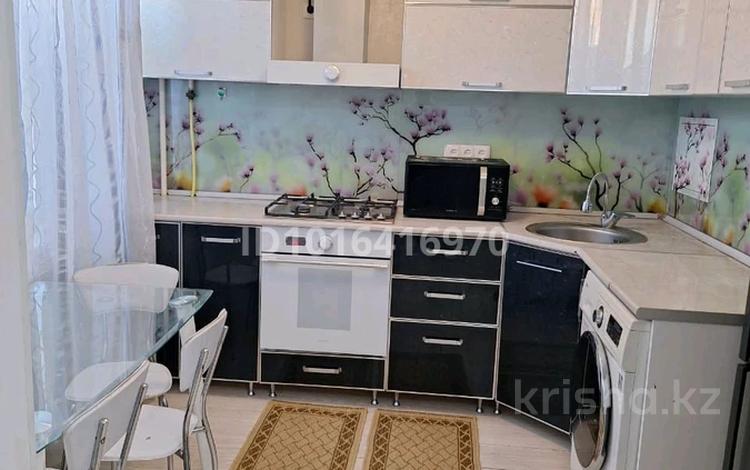 2-комнатная квартира · 57 м² · 3/5 этаж, 5-й мкр 11 — Волна за 160 000 ₸ в Актау — фото 3