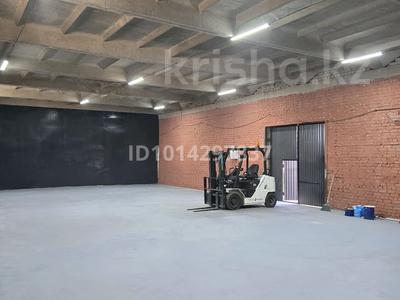 Өнеркәсіптік база · 30 сотық, Жилгородок ш/а. 255 — АЗХС, бағасы: 400 000 ₸ в Актобе, мкр Жилгородок