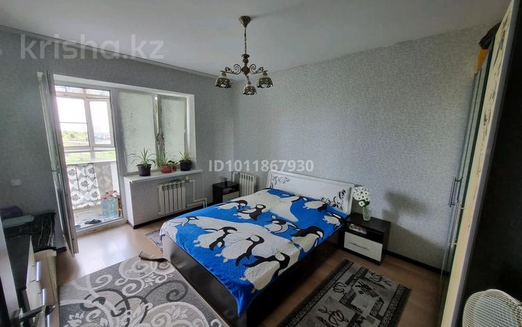 3-бөлмелі пәтер · 87 м² · 5/9 қабат, 10-й мкр. 25, бағасы: 33 млн ₸ в Аксае — фото 2