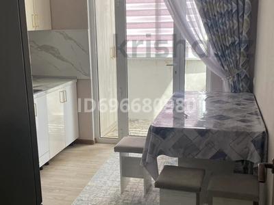 3-бөлмелі пәтер · 71 м² · 4/12 қабат, Туран 2 57 А — Мкр Туран 2, бағасы: 170 000 ₸ в Шымкенте, Туран р-н