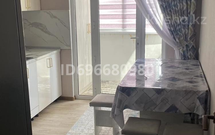 3-бөлмелі пәтер · 71 м² · 4/12 қабат, Туран 2 57 А — Мкр Туран 2, бағасы: 170 000 ₸ в Шымкенте, Туран р-н — фото 2