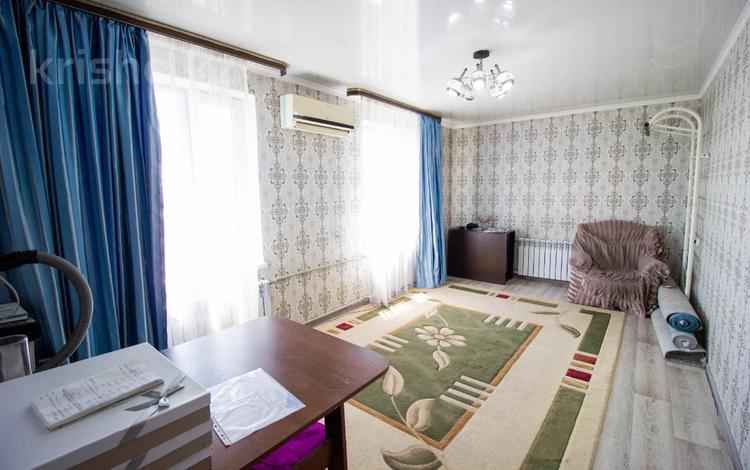 3-комнатная квартира, 59 м², 5/5 этаж, 5мкр за 14.5 млн 〒 в Талдыкоргане, мкр Самал — фото 2