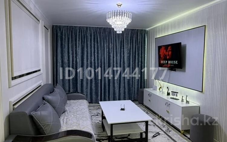 2-бөлмелі пәтер · 55 м² · 3/5 қабат, Яссави 110 — На против рынка Береке, бағасы: 12 000 ₸ в Кентау — фото 4