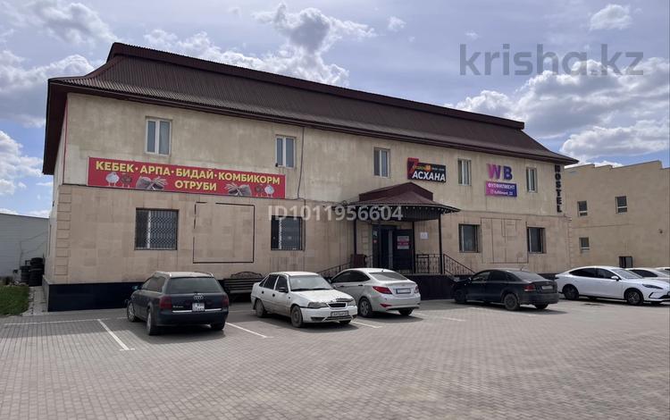 Еркін, кеңселер, дүкендер мен бутиктер, қоймалар, қоғамдық тамақтану орны · 900 м², бағасы: 3.6 млн ₸ в Астане, р-н Байконур — фото 2