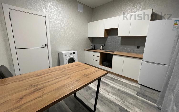 1-бөлмелі пәтер, 43 м², 10/18 қабат ай сайын, Е-36 ул 2/1, бағасы: 190 000 〒 в Астане, Нура р-н — фото 4