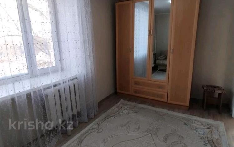 3-комнатная квартира, 50 м², 4/5 этаж, айыртауская 13 за ~ 16.6 млн 〒 в Петропавловске — фото 2