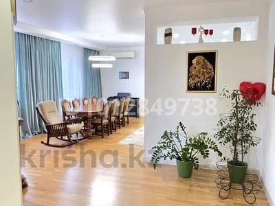 Отдельный дом · 5 комнат · 152 м² · 9 сот., мкр Самал, Хакназар хан 21 за 70 млн ₸ в Атырау