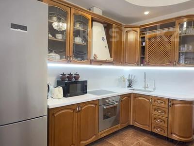 3-комнатная квартира · 115.4 м² · 2/9 этаж, проспект Абая 5 за 55 млн 〒 в Астане, Сарыарка р-н