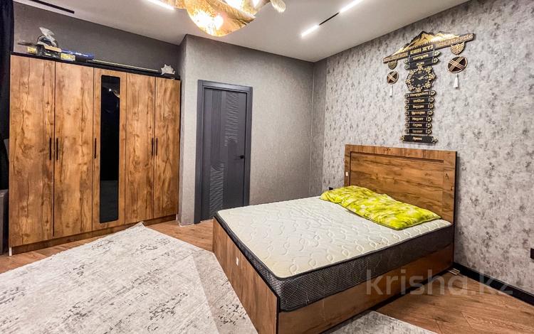 3-бөлмелі пәтер · 90 м² · 12/13 қабат, мкр Нуркент — ПЕНТХАУС С ШИКАРНЫМ ВИДОМ НА ГОРОД И ГОРЫ, бағасы: 45 млн ₸ в Алматы, Алатауский р-н — фото 18