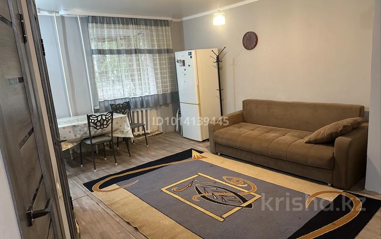 3-комнатная квартира · 57 м² · 1/5 этаж, Штурманская 1/3 за 200 000 ₸ в Караганде — фото 2