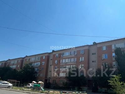 4-комнатная квартира · 130 м² · 5/5 этаж, Авангард 4 12Б за 45 млн 〒 в Атырау, мкр Авангард-4