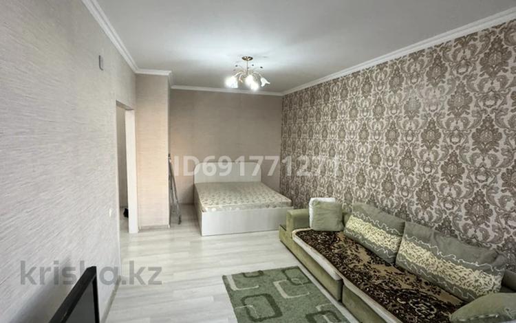 1-комнатная квартира · 46 м² · 4/9 этаж, 19-й мкр 1 — На перекрестке 16-17-18-19 микрорайонов за 150 000 ₸ в Актау — фото 2
