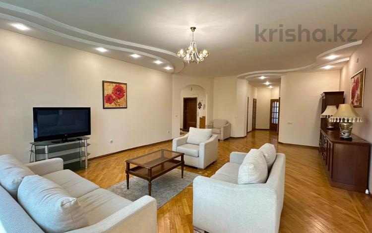 4-комнатная квартира · 175 м² · 6/9 этаж, мкр Самал-3, Фурманова — Проспект Аль -Фараби за 215 млн ₸ в Алматы, Медеуский р-н — фото 5