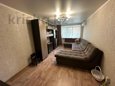 3-комнатная квартира · 57 м² · 1/5 этаж, Муканова за ~ 22.5 млн 〒 в Петропавловске