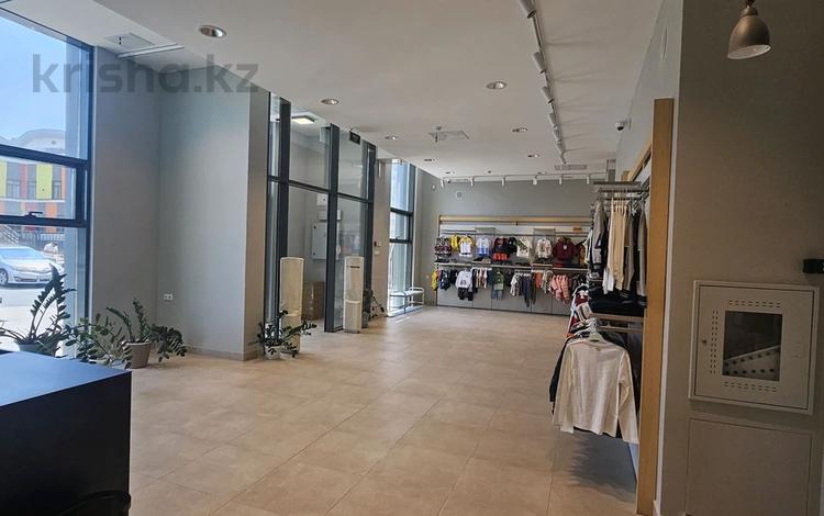 Еркін, кеңселер, дүкендер мен бутиктер · 142 м², бағасы: 1.2 млн ₸ в Атырау — фото 2