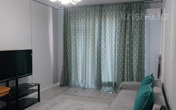 2-комнатная квартира · 55 м² · 6/9 этаж, мкр Тараз, Рыскулова 33/2 за 300 000 ₸ в Шымкенте, Аль-Фарабийский р-н — фото 2