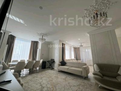 6-комнатная квартира · 230 м² · 8/22 этаж, Достык 1/2 за 2.5 млн 〒 в Астане, Есильский р-н