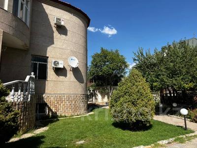 Отдельный дом · 7 комнат · 400 м² · 10 сот., мкр Тараз 97 — Срочно! Дом на 1-й линии ул. Байтерекова ! за 240 млн 〒 в Шымкенте, Аль-Фарабийский р-н