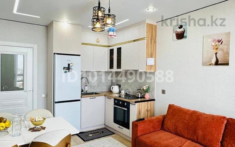 2-комнатная квартира · 42 м² · 18/18 этаж, Тауелсиздик 34/2 за 280 000 ₸ в Астане, Алматы р-н — фото 2