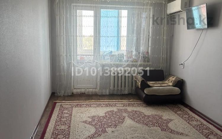 2-бөлмелі пәтер · 48 м² · 4/5 қабат, Центр универмаг — Универмаг, бағасы: 20 млн ₸ в Уральске — фото 2