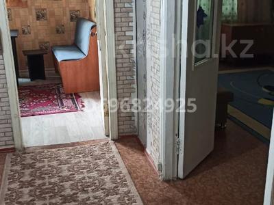 1-бөлмелі пәтер, 40 м², 1/6 қабат ай сайын, мкр Кокжиек 22, бағасы: 155 000 〒 в Алматы, Жетысуский р-н