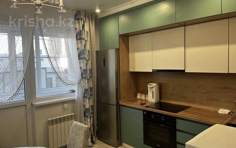 1-комнатная квартира · 40 м², Туран 55е за 250 000 ₸ в Астане, Есильский р-н — фото 2