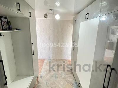Отдельный дом · 3 комнаты · 90 м² · 6 сот., 1 линия 19 — Восточный /Авторынок за 17 млн ₸ в Семее