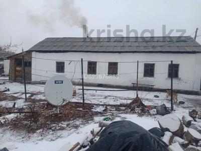 Отдельный дом · 3 комнаты · 40 м² · 12 сот., Безродных 27 за 10 млн 〒 в Ушарале