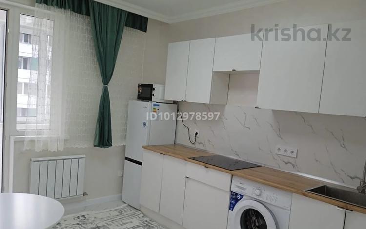 1-комнатная квартира · 36 м² · 6/9 этаж, мкр Шугыла, Райымбека 590/8 — Напротив Лемана Про и Апорта за 200 000 ₸ в Алматы, Наурызбайский р-н — фото 2