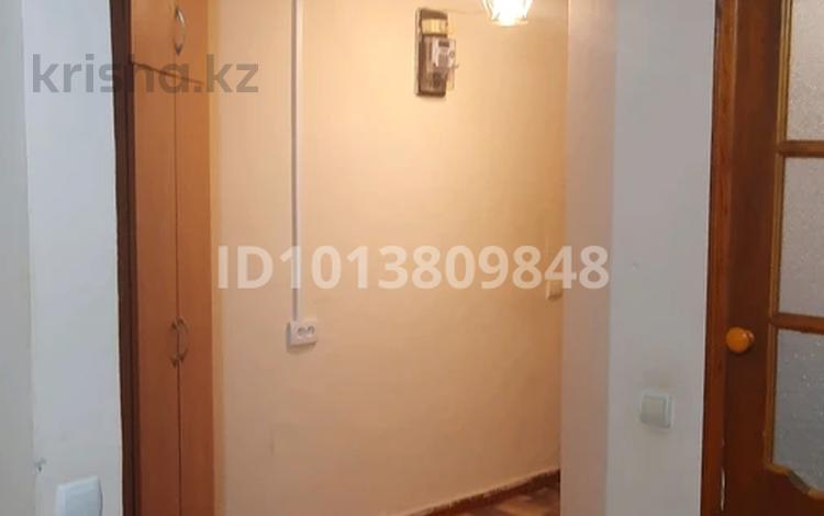 1-комнатная квартира · 30 м² · 4/4 этаж, Толе би 67 — Койгелди Толе би за 85 000 ₸ в Таразе — фото 2