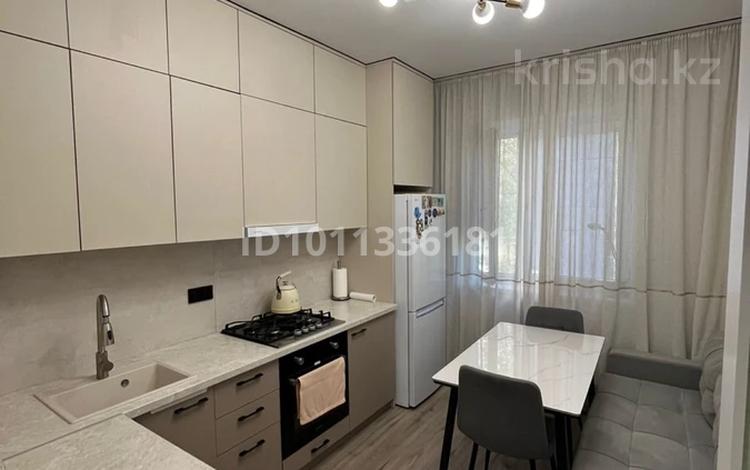 1-комнатная квартира · 42 м² · 2/9 этаж, мкр Жетысу-2 22 за 35.5 млн ₸ в Алматы, Ауэзовский р-н — фото 2