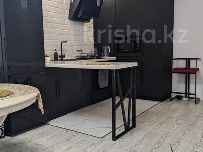 3-бөлмелі пәтер · 100 м² · 7/10 қабат, Ауельбекова 41а, бағасы: 39.9 млн ₸ в Кокшетау