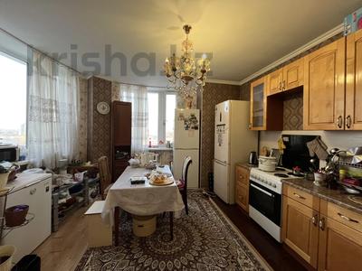2-бөлмелі пәтер · 58.5 м² · 8/12 қабат, Сарыарка 50 — СРОЧНО! 2-комн квартира с большой кухней 15 м², ЖК Окжетпес, бағасы: 24.5 млн ₸ в Астане, Сарыарка р-н