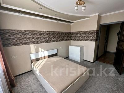 2-комнатная квартира, 56 м², 4/5 этаж помесячно, Мира за 200 000 〒 в Петропавловске