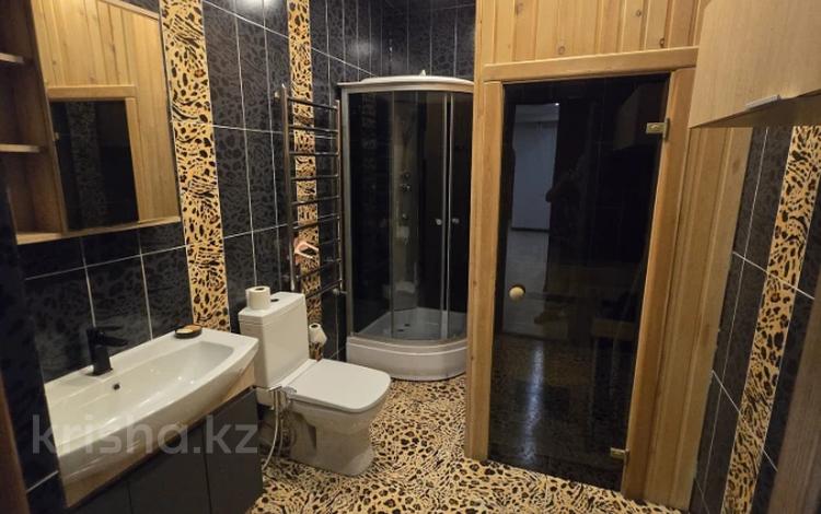 3-бөлмелі пәтер · 160 м² · 9/12 қабат, Самал-2 ш/а., бағасы: ~ 131.3 млн ₸ в Алматы, Медеуский р-н — фото 18