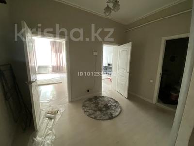 1-бөлмелі пәтер · 55 м² · 2/3 қабат, Самарская — Возле базара, атриума, бағасы: 140 000 ₸ в Уральске, мкр Школьник