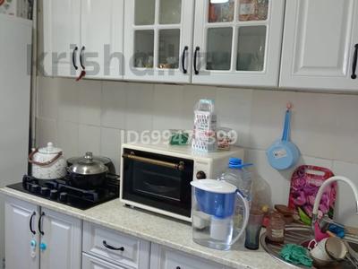 2-бөлмелі пәтер · 60 м² · 2/5 қабат, Байтурсынова 15 — Возле Цона, бағасы: 8 млн ₸ в Алге