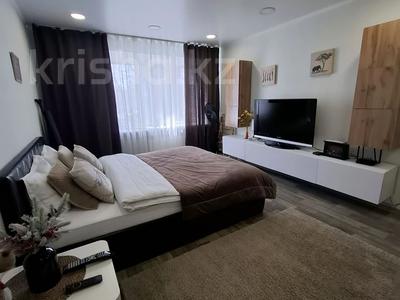 1-комнатная квартира · 38 м² · 2/5 этаж, Протазанова 35 за 15 000 〒 в Усть-Каменогорске
