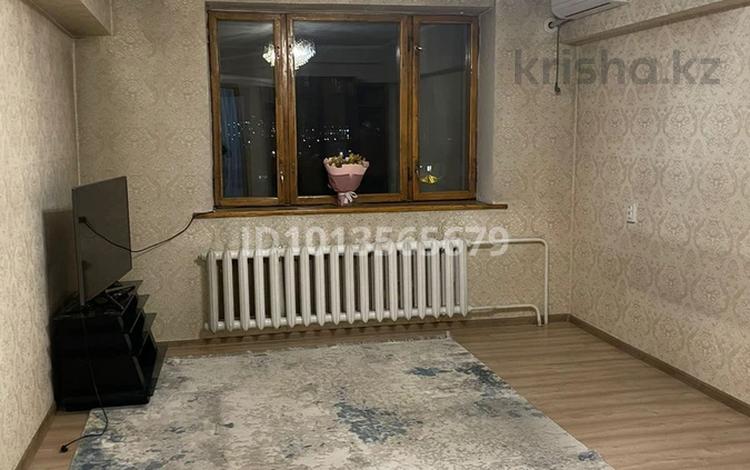 3-бөлмелі пәтер · 66 м² · 5/5 қабат, мкр Калкаман-1, Жансугурова 33 — 7 городская больница, бағасы: 250 000 ₸ в Алматы, Наурызбайский р-н — фото 2