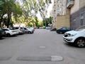 3-бөлмелі пәтер · 64 м² · 4/9 қабат, Жаңа қала ш/а., Ермекова 52 — Привокзальная площадь, бағасы: 27 млн ₸ в Караганде, Казыбек би р-н