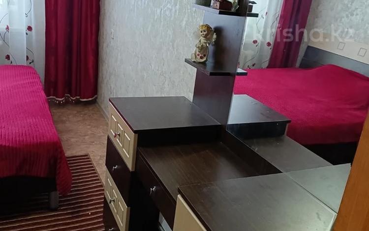 3-комнатная квартира · 64 м² · 1/5 этаж, Республики 39/4 за 20 млн ₸ в Темиртау — фото 2